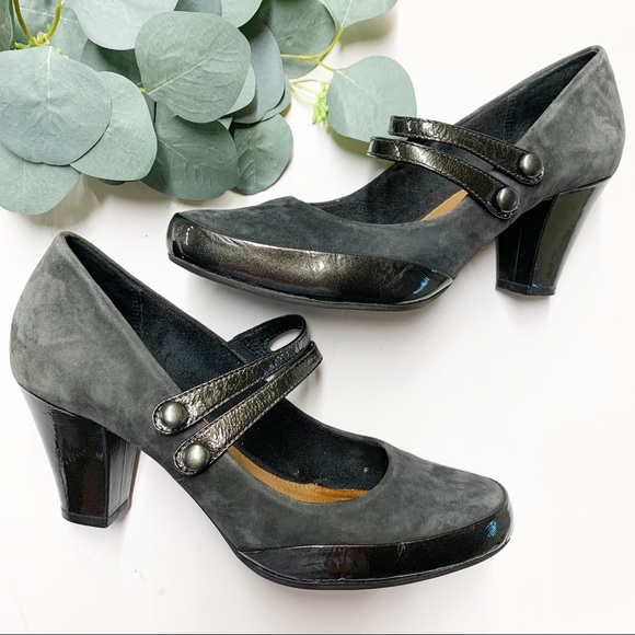 clarks comfort heels